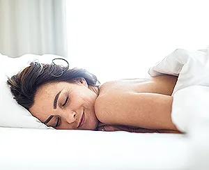 Sweet Dreams! The Health Benefits of Sleeping Naked
