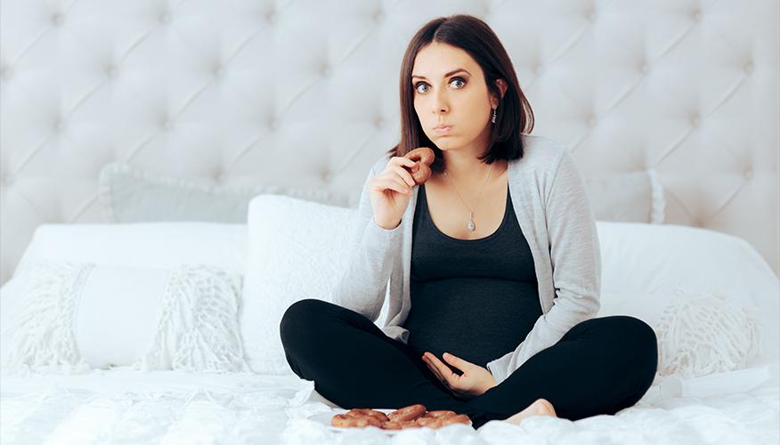When do pregnancy cravings start?