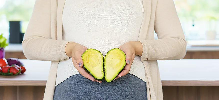 Avocado in Pregnancy: Nutritional Benefits and Safety Tips