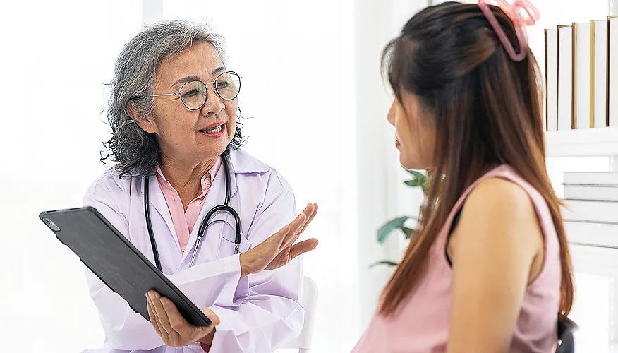 Prevention of black stools during pregnancy