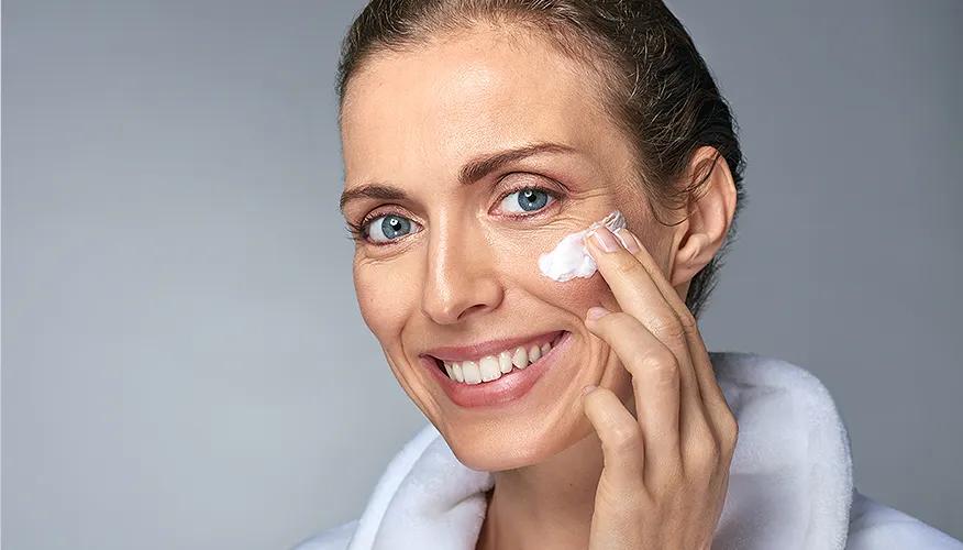 Tips for managing skin rashes during menopause